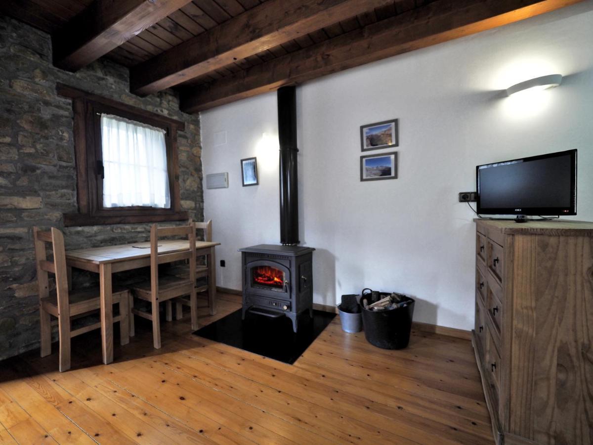 Chalet Tres Albares