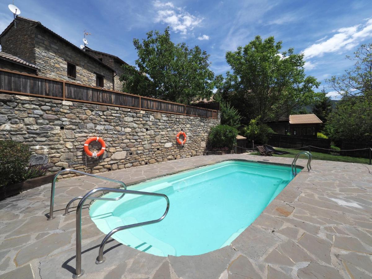 Tres Albares Chalet *