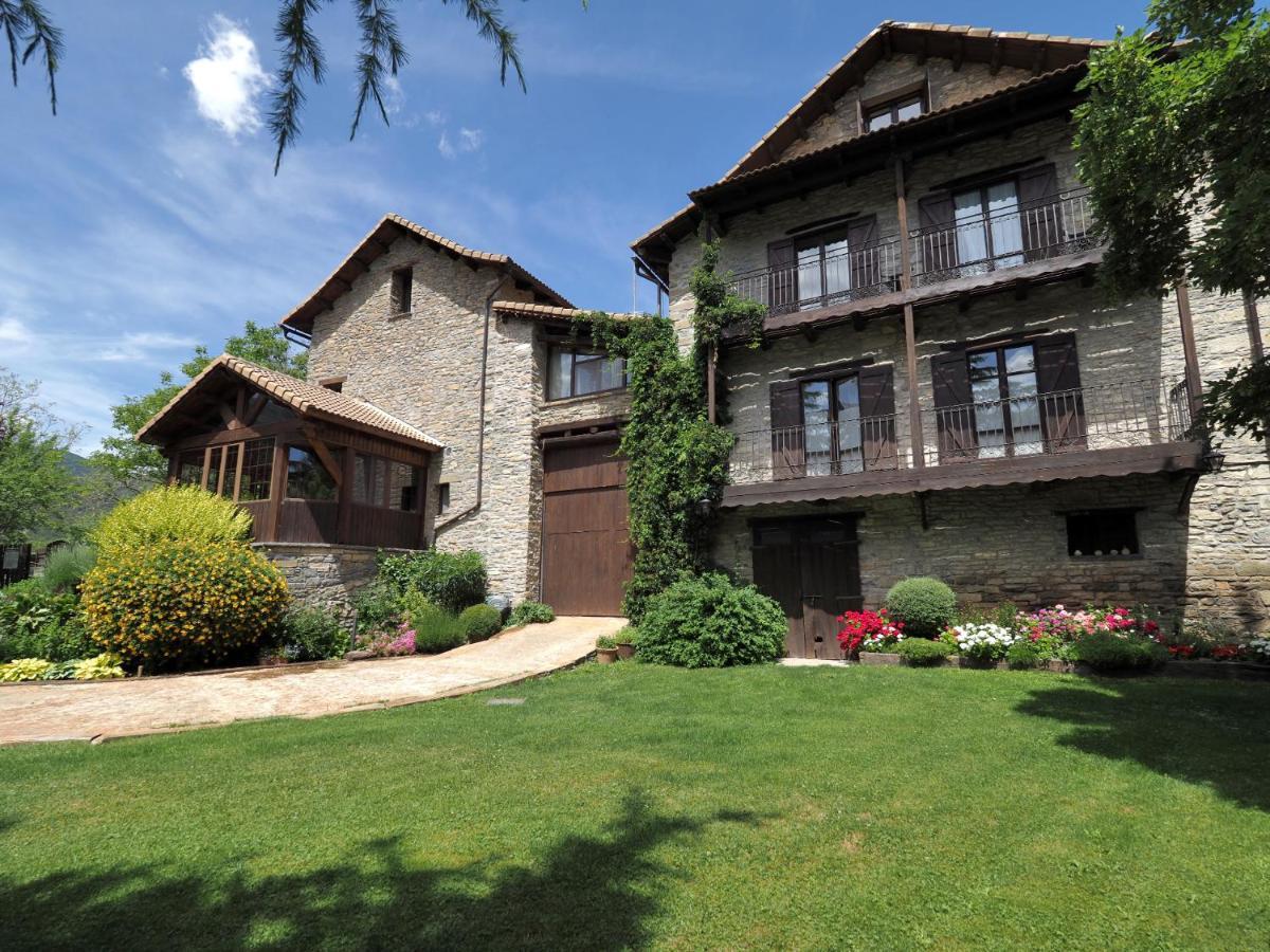 Tres Albares Chalet Lardies